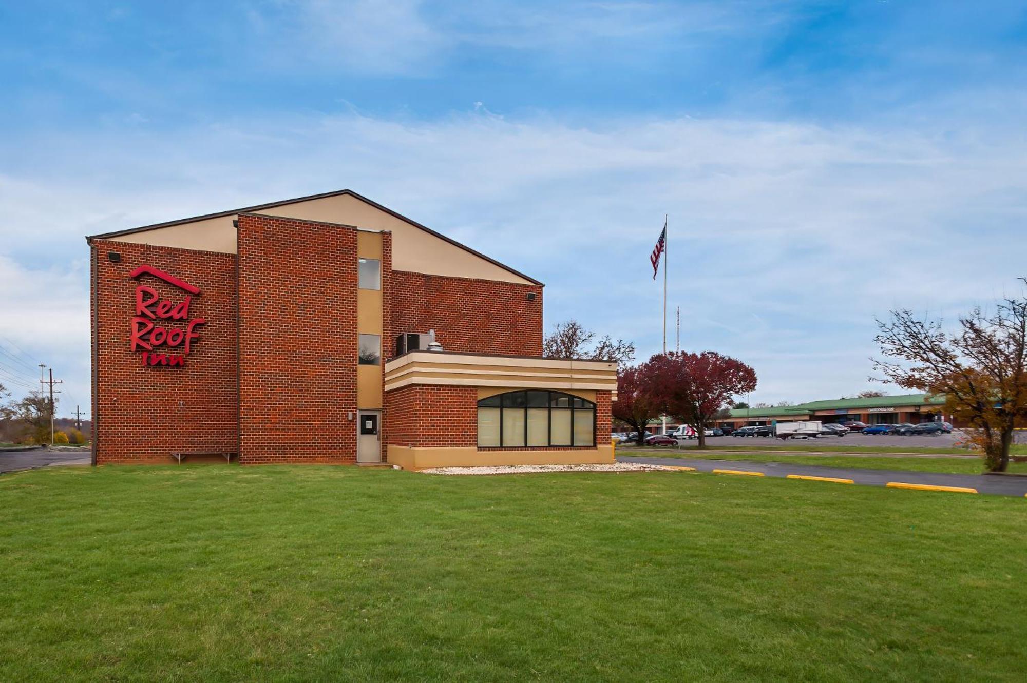 Red Roof Inn Martinsburg Exterior photo
